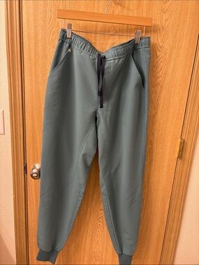Figs Jogger Scrub Pants in Sage Green - Casual Comfort